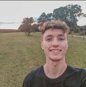 Meet your Posher, Leonardo